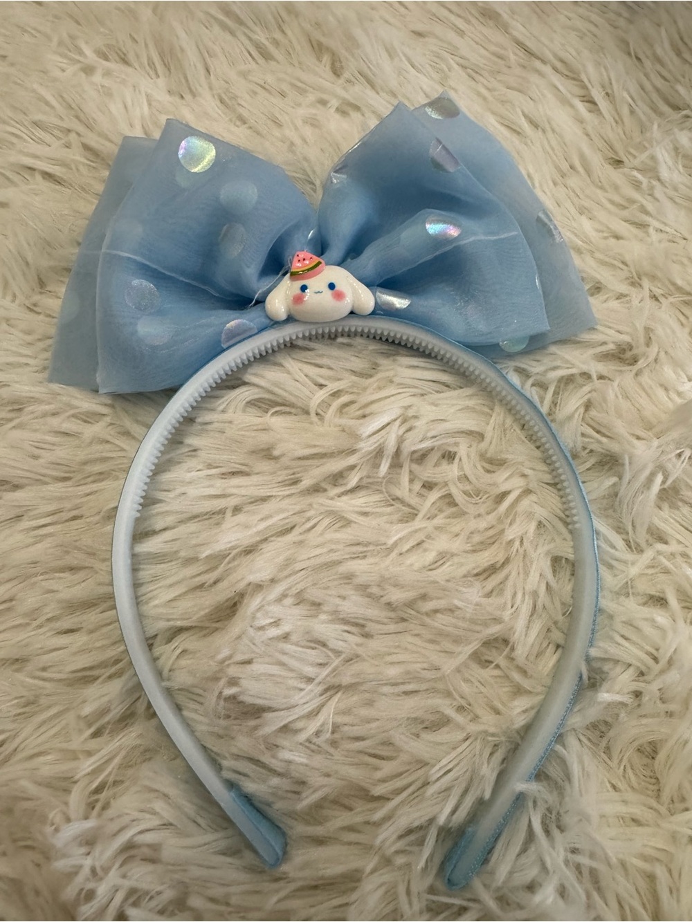 Cinnamonroll blue headband and a polka dots bow.